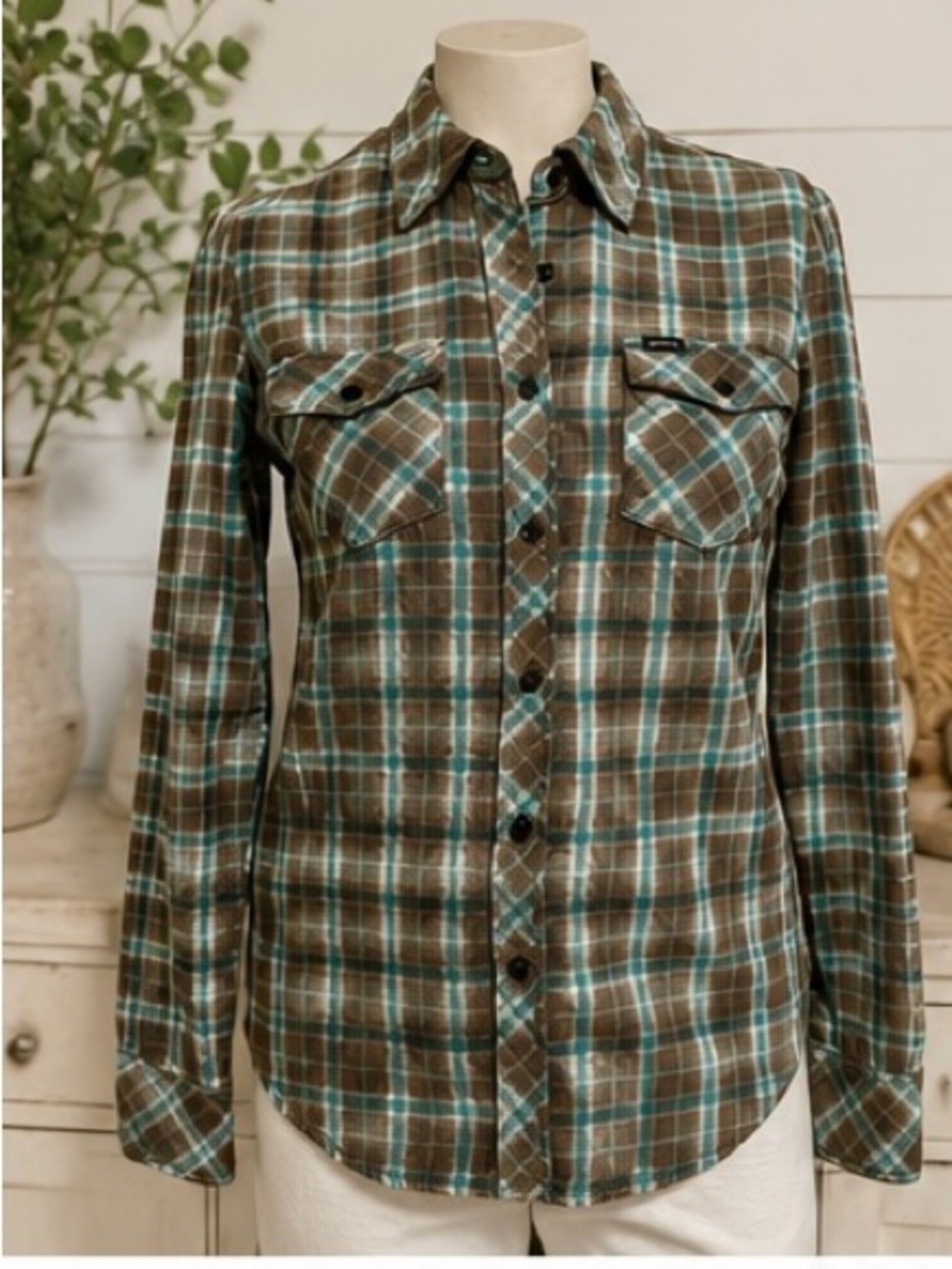 RVCA Women’s Plaid Shirt Small Teal Brown Long Sleeve Button Up